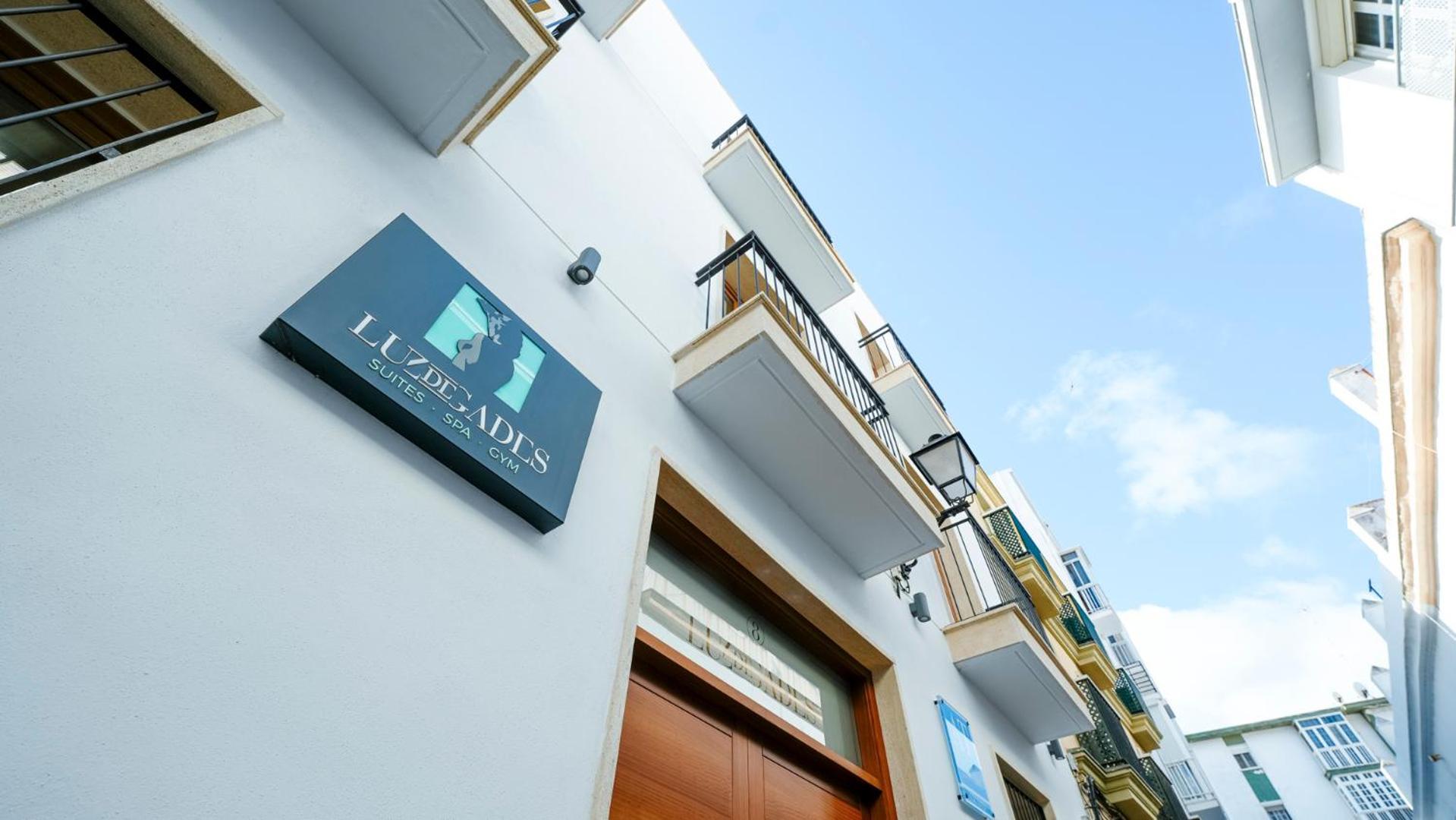 Aparthotel Luz De Gades - Suites Spa Gym - Adults Only Cádiz Exteriör bild
